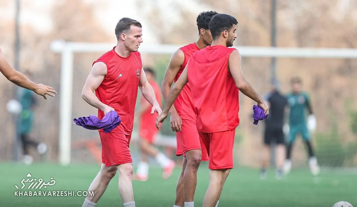 دنیل گرا در تمرین پرسپولیس