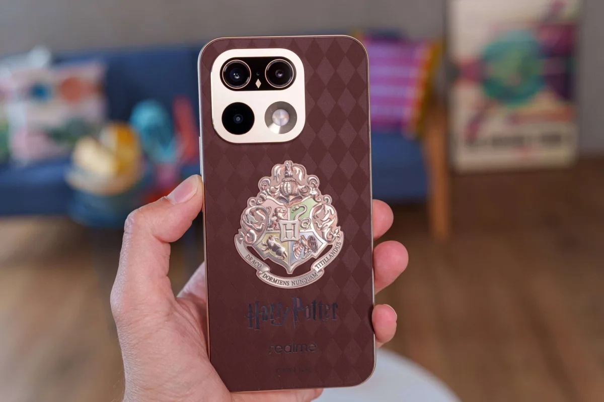 The Realme 16 Pro Harry Potter Edition in the hand