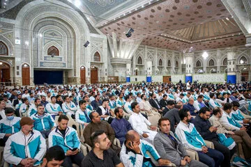 مراسم اختتامیه پنجمین جشنواره ملی «اتفاق» در حرم امام خمینی (ره)