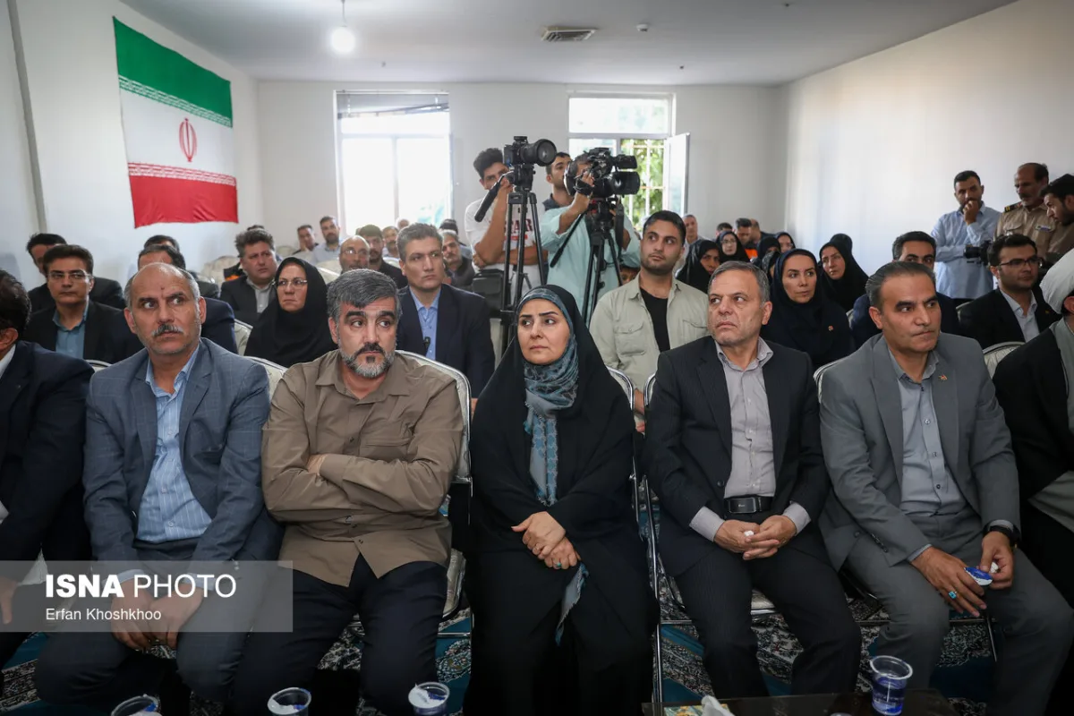 بازدید فرزانه صادق مالواجرد، وزیر راه و شهرسازی از راهدارخانه نیک‌پی