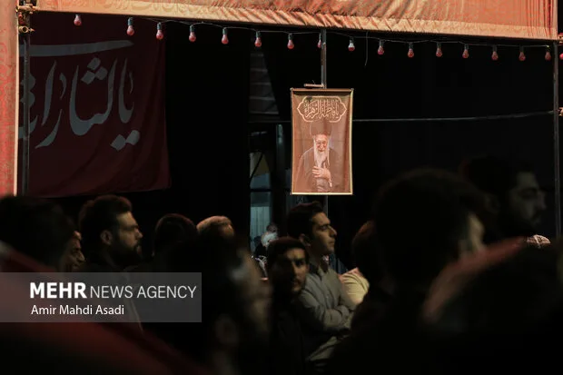 مراسم وداع با پیکر مطهر سردار شهید «حسین ظریفی» در اجتماعات شبانه مشهد