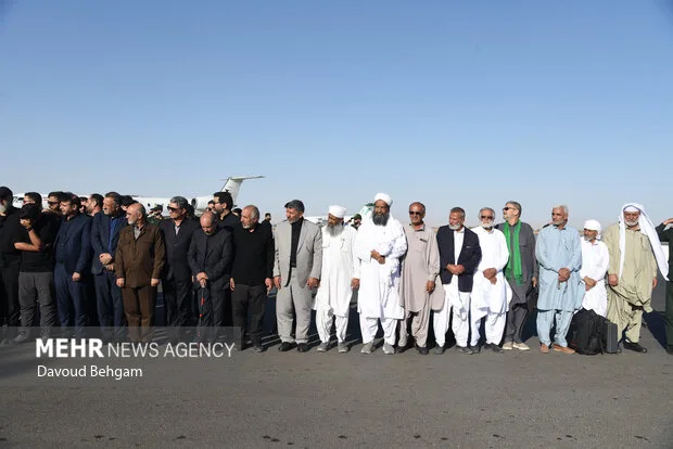 استقبال از پیکر سردار شهید ظریفی در فرودگاه مشهد