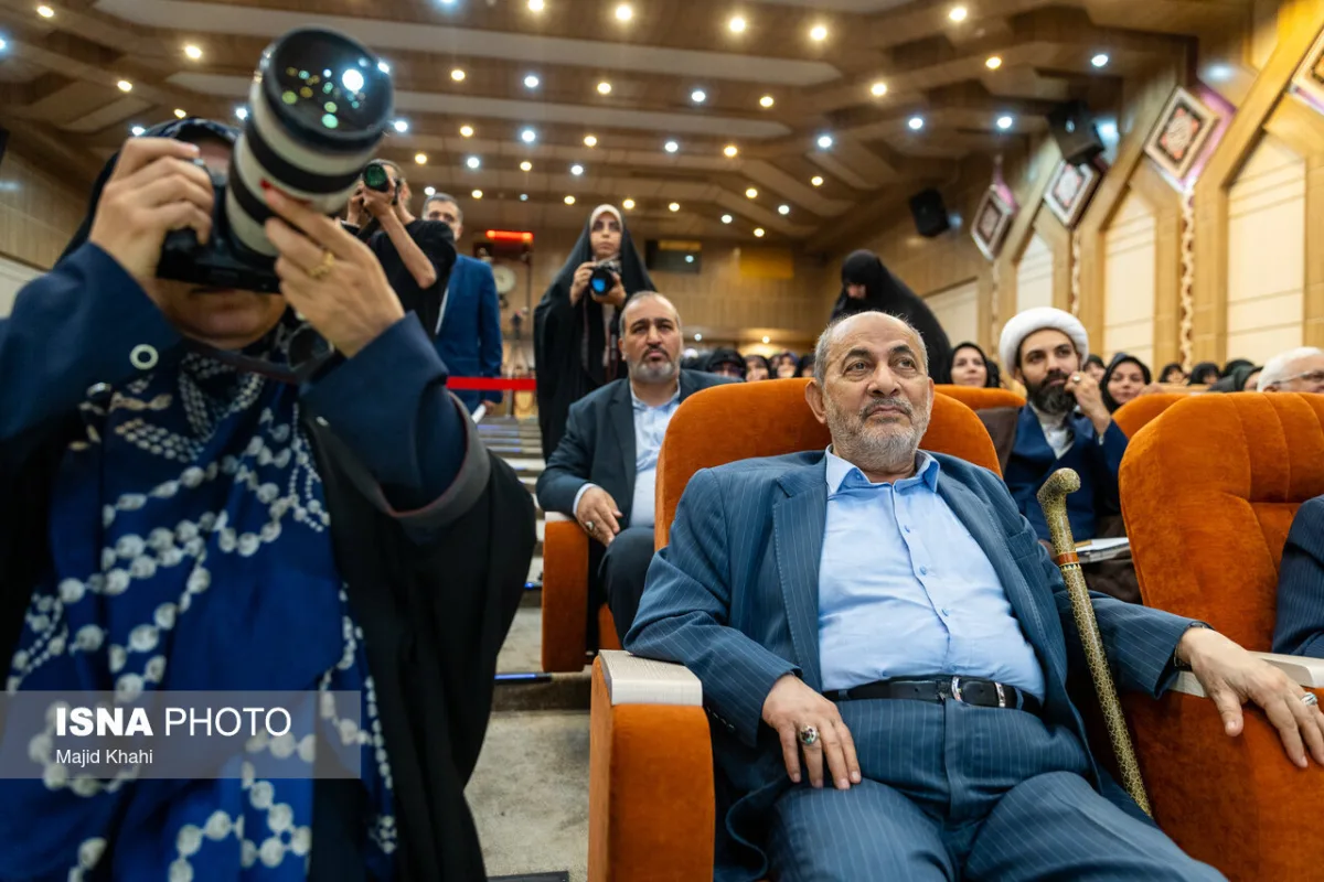 چهره‌های سیاسی در همایش جایزه ملی شهید باهنر؛ از حضور حدادعادل و محمدرضا باهنر تا احوالپرسی محسن هاشمی با عارف/ رفیقدوست هم بود + تصاویر