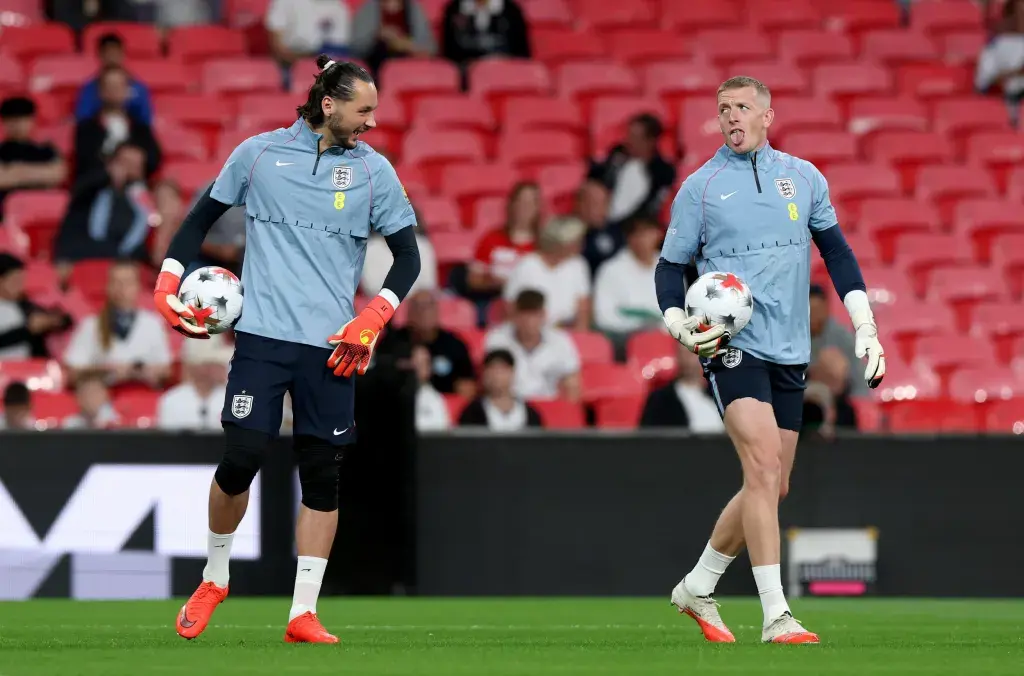 2542038