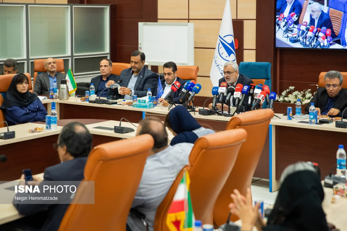 نشست خبری مرتضی دهقان، مدیرعامل شرکت فرودگاه ها