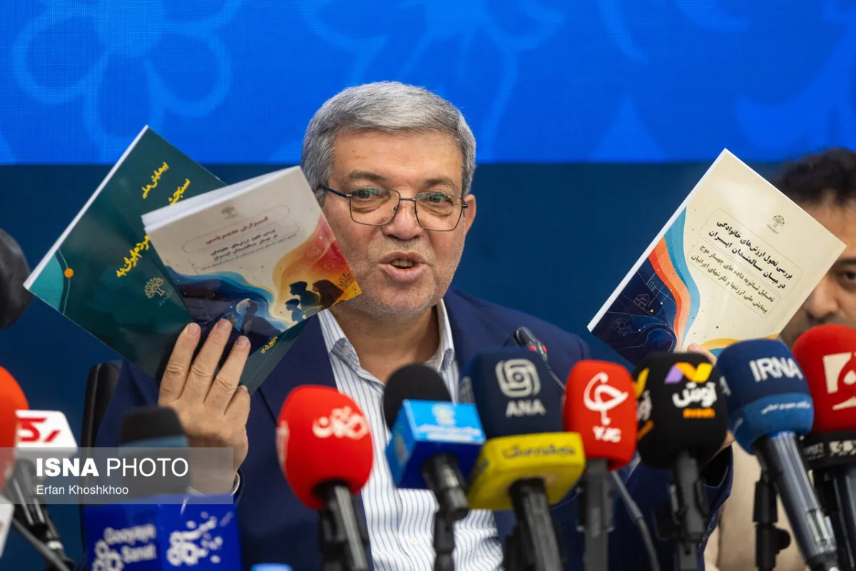 سیدجواد حسینی، رئیس سازمان بهزیستی کشور در نشست خبری گرامیداشت روزهای جهانی ناشنوایان و سالمندان