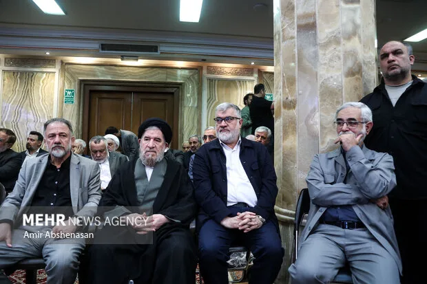 مراسم ترحیم فرزند لطف ا... فروزنده
