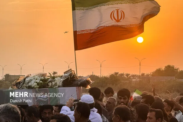 مراسم تشییع پیکر مطهر شهدای سیریک