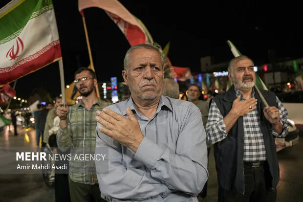 مراسم وداع با پیکر مطهر سردار شهید «حسین ظریفی» در اجتماعات شبانه مشهد