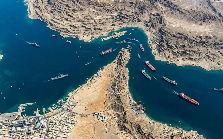 مینهای دریایی در تنگه هرمز؛ سلاحی کمهزینه با پیامدهای راهبردی