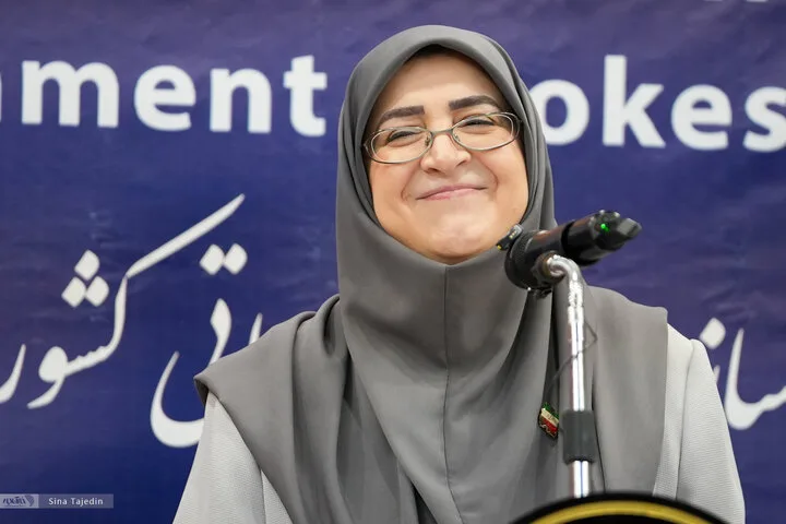 کنفرانس خبری سخنگوی دولت - 1405/07/21