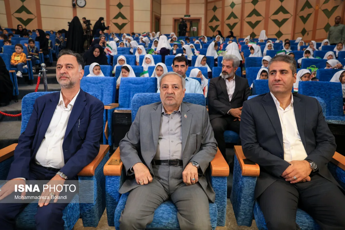 علیرضا کاظمی، وزیر آموزش و پرورش در آیین جشن غنچه‌ها