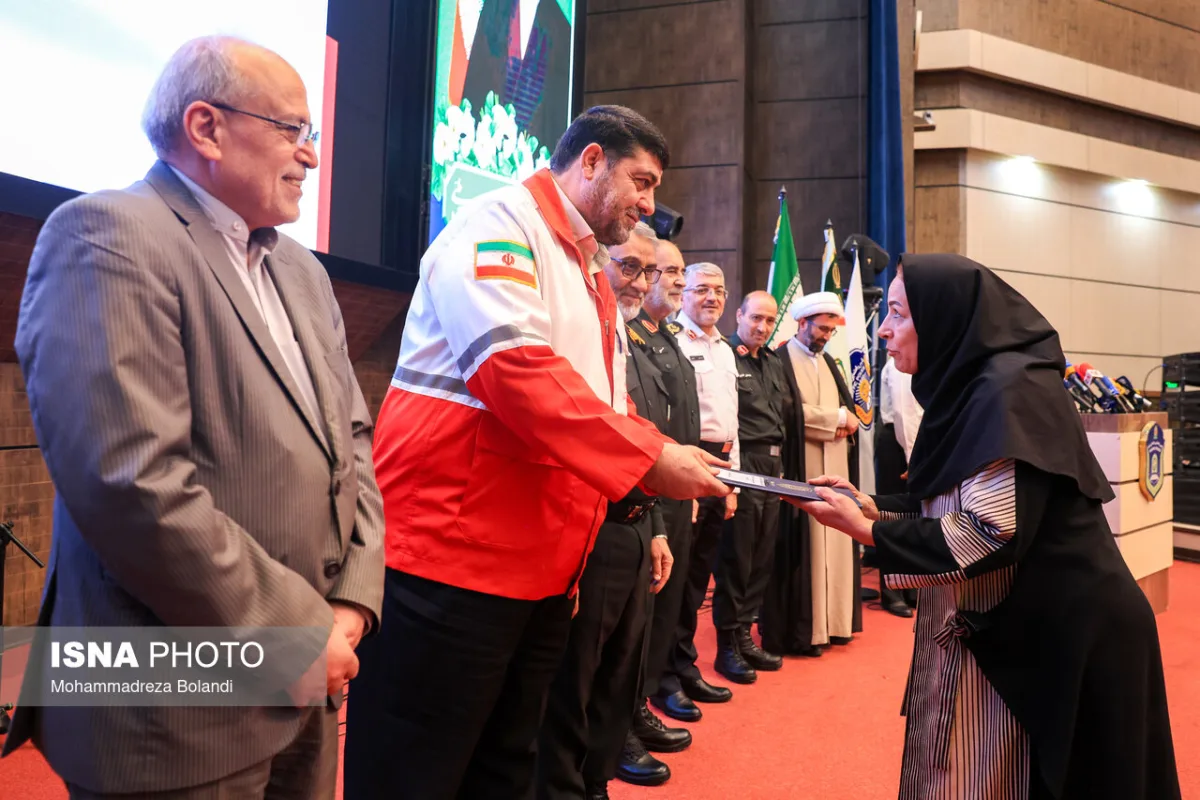 پیرحسین کولیوند، رییس جمعیت هلال احمر در همایش تجلیل از نمونه‌های ترافیکی و برترین‌های پلیس راهور فراجا