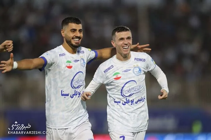 شادی گل یاسر آسانی؛ چادرملو - استقلال