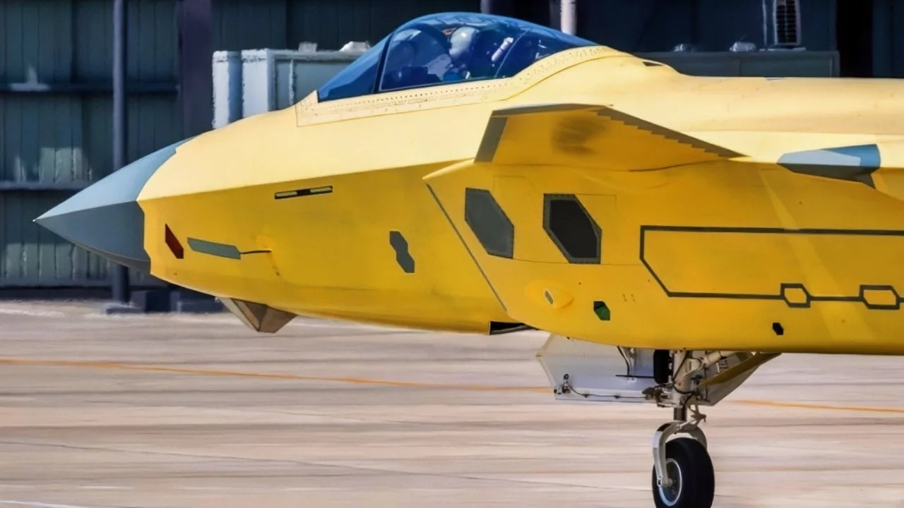 جنگنده رادارگریز J-20S