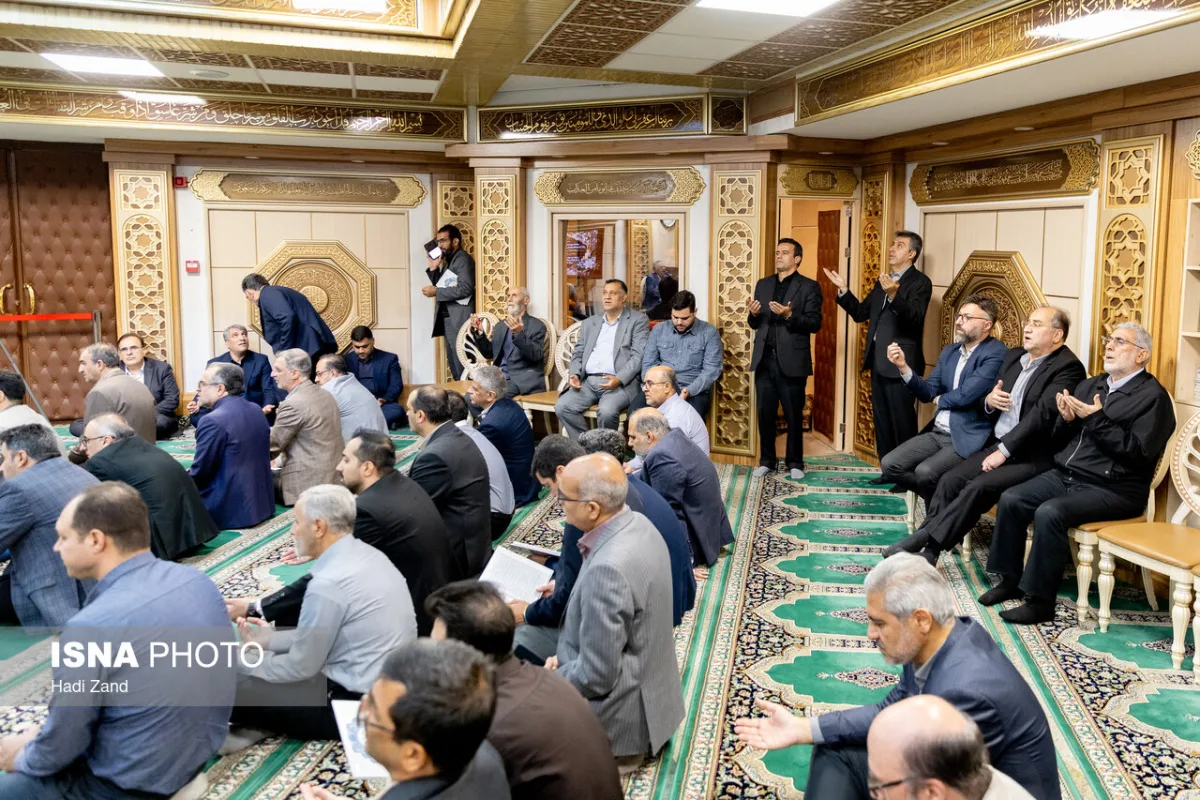مراسم یادبود مادر رییس سازمان برنامه و بودجه