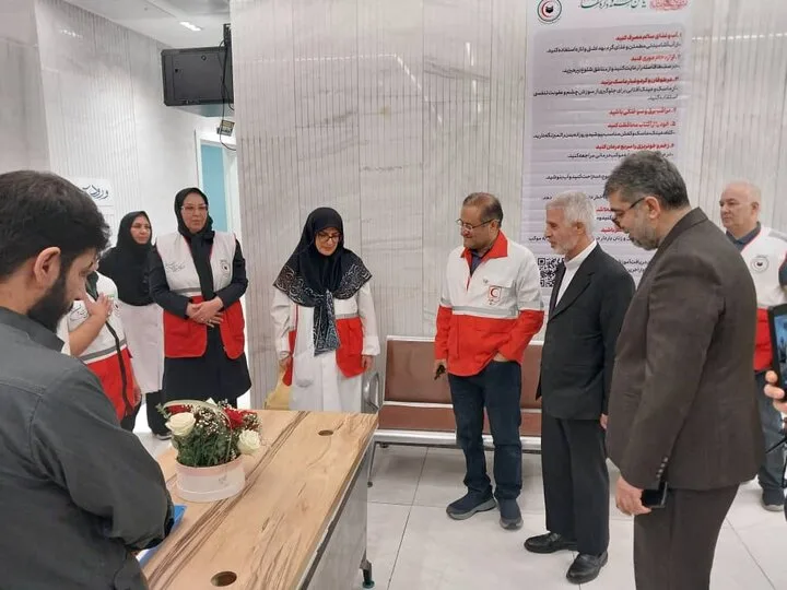 بازدید سرکنسول ایران در کربلای معلی از بیمارستان هلال احمر 