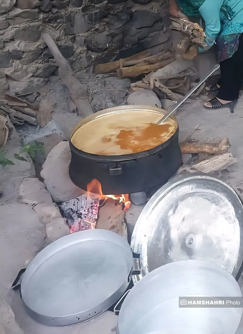 ۱۵۰ سال نذر و همدلی پای یک دیگ؛ قصه آبگوشت شریکی بم