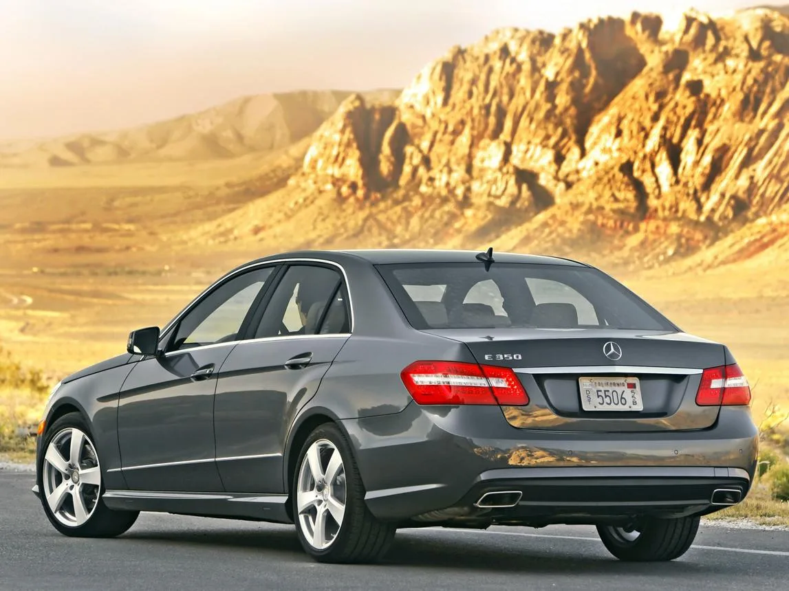 مرسدس بنز E350 نسل W212 مدل ۲۰۰۹ مرسدس بنز E350 نسل W212 مدل ۲۰۰۹
