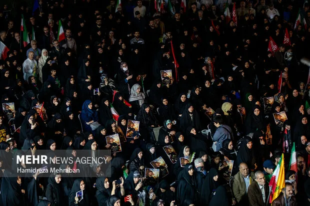 وداع با پیکر شهید «محمدرضا طالبی» در میدان هفتم تیر