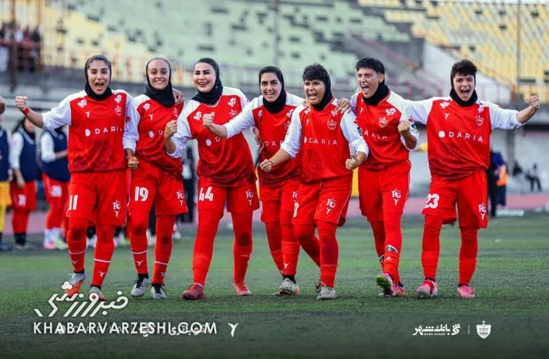 زنان پرسپولیس