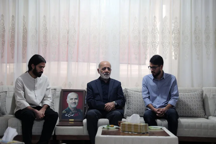دیدار ستادکل نیروهای مسلح با خانواده معظم شهید سرلشکر محمد صالح اسدی