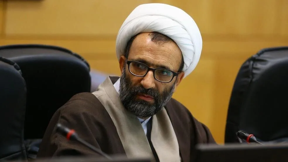 پیامرسانی بین ایران و آمریکا به روایت بهارستانیها/ قشقاوی: پیام غیرمستقیم آمریکا از طریق میانجیها در نیویورک منتقل شد/ سلیمی: پیام درحال بررسی است