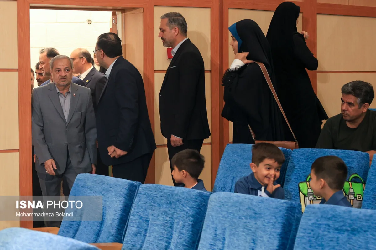 علیرضا کاظمی، وزیر آموزش و پرورش در آیین جشن غنچه‌ها