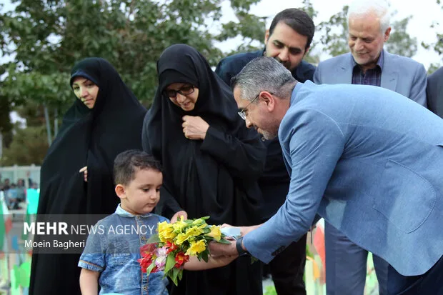 افتتاحیه معنوی جشنواره فیلم‌های کودکان و نوجوانان در اصفهان