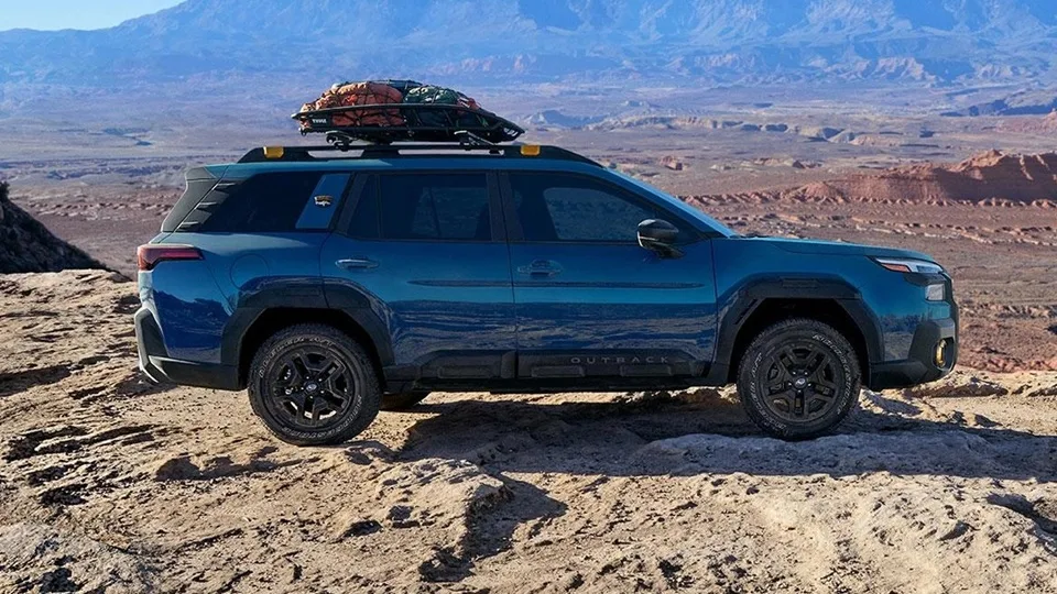 نمای جانبی سوبارو اوت‌بک ۲۰۲۷