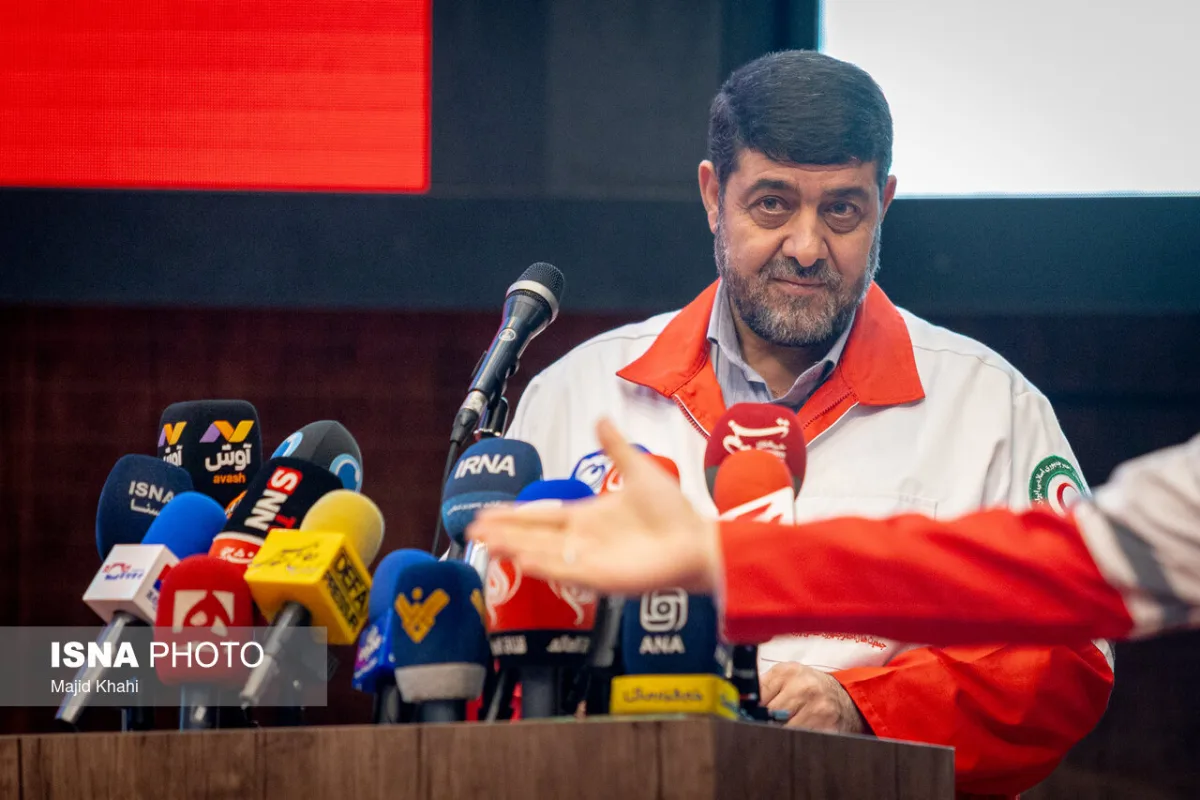 سخنرانی پیرحسین کولیوند، رئیس جمعیت هلال احمر در مراسم تجلیل از امدادگران جنگ رمضان