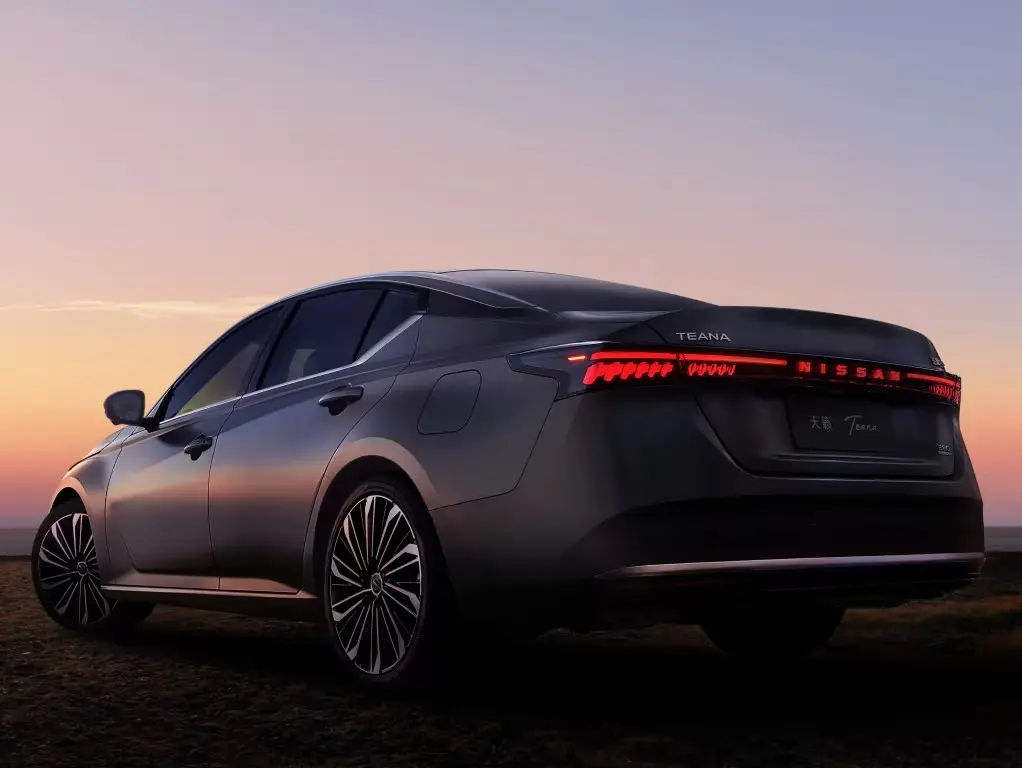 nissan teana 2026