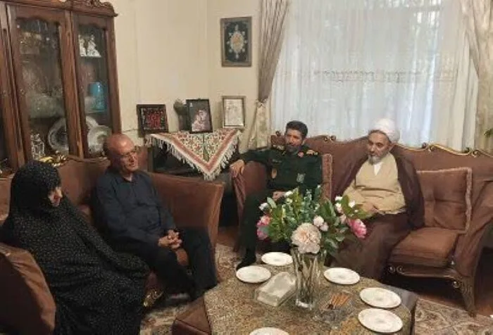 دیدار فرمانده سپاه محمد رسول الله (ص) با خانواده شهدای رمضان