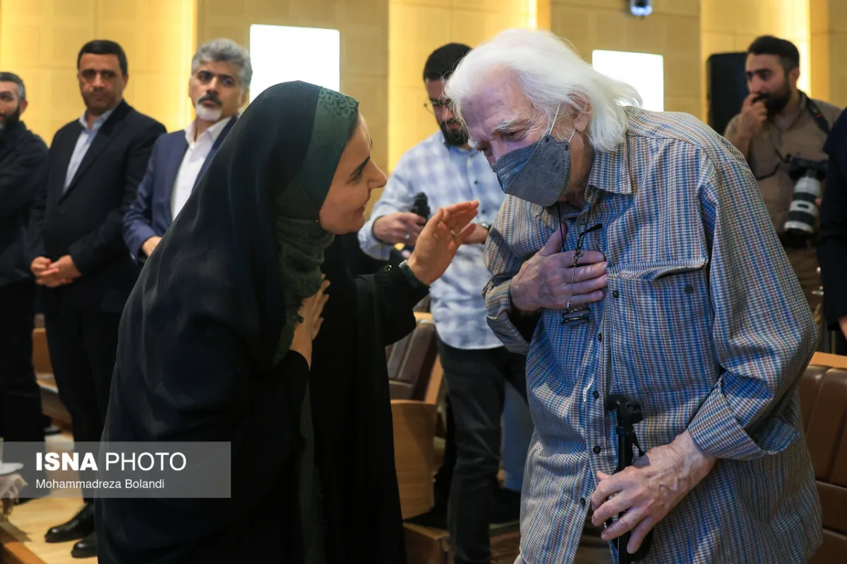 محمود رازجویان و فرزانه صادق، وزیر راه و شهرسازی در مراسم گرامیداشت روز جهانی اسکان بشر