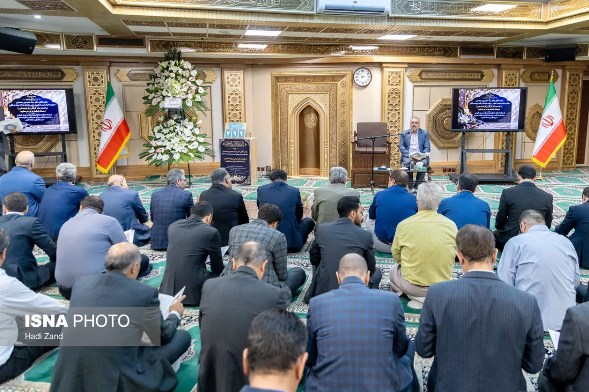 مراسم یادبود مادر حمید پورمحمدی، رییس سازمان برنامه و بودجه