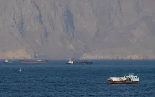 واکنش ایران به ۶ کشتی متخلف در تنگه هرمز/ اطلاعاتی از یک حادثه برای یکی از کشتی‌ها