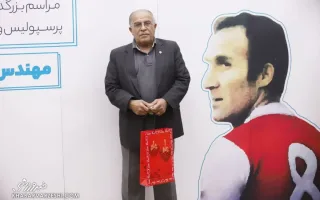 مهاجم برجسته تاریخ فوتبال ایران، عضو جدید لیست وطن‌فروشان!