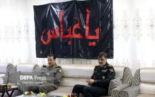 عکسی از دیدار سردار رادان در خانه شهید لاریجانی/ او با خانواده کدام فرماندهان شهید دیدار کرد؟