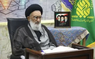 خطیب جمعه قم: دشمن به دنبال انتقام از قم است/ رهبر شهید بعد از فتنه ۸۸ فرمودند دشمن به دنبال استفاده از قم به عنوان آنتی‌تز انقلاب است