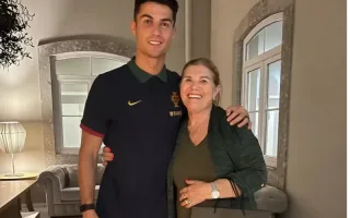 رونالدو مادر و خواهرانش را به مراسم ازدواج نخواند!