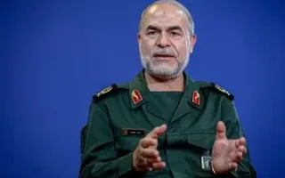 معاون سیاسی سپاه: نظام سلطه جهانی در حال نبردی راهبردی با جمهوری اسلامی است/ وقوع مشکلات در صورت تزلزل اراده مردم