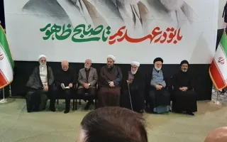 چهره‌های ارشد نظام و فرزندان رهبر شهید در مراسم چهلم