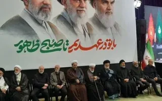 پزشکیان در مراسم چهلم رهبر شهید/ رئیس جمهور در کنار حدادعادل در قاب تصویر