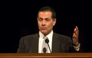 ولی نصر: افزایش فشار اقتصادی بدون ارائه پیشنهاد توافق، بی‌نتیجه خواهد بود