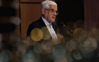 عارف: دهک دهم ۲۳ برابر دهک اول از یارانه بنزین استفاده می‌کند