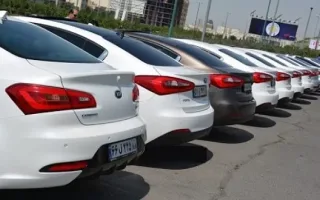مجوز واردات ۲۵ هزار خودروی کارکرده صادر شد؛ چه کسانی می‌توانند خودرو وارد کنند؟