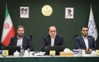 حاجی بابایی: تنگه هرمز در کنترل جمهوری اسلامی ایران قرار دارد/بازنشستگان باید 90 درصد از حقوق فعالان شاغل را دریافت نمایند