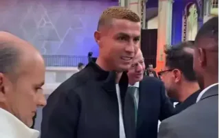 اخم رونالدو به رئیس فیفا: کریس هم از فیفا نگران است