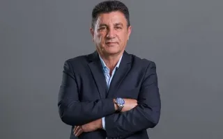 احساس نوستالژی نسبت به «قول‌های بی‌اساس» قلعه‌نویی