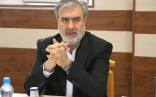 تحلیل رئیس کمیسیون امنیت ملی از درس‌های تجربه تاریخی شهریور ۱۳۲۰/ عزیزی: اشغال و قحطی حاصل انزوا در ایران